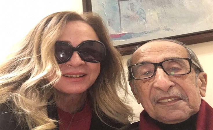بعد إساءة فجر السعيد لنجلاء فتحي.. رد قوي من حسين فهمي!